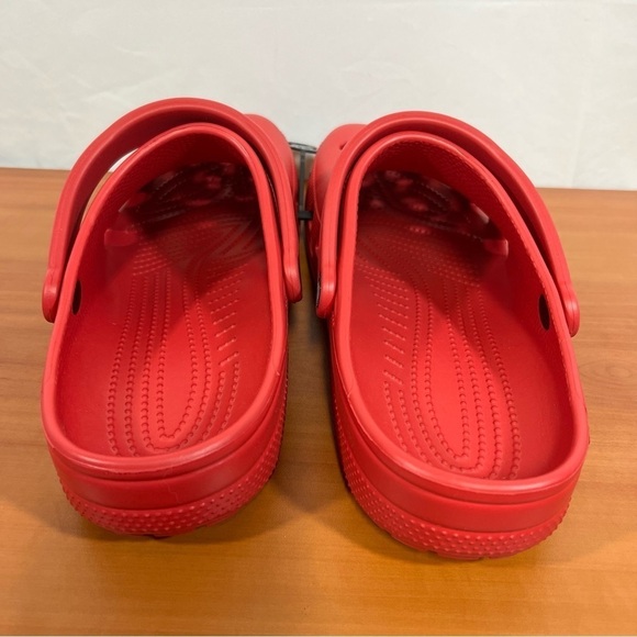 Crocs Men\'s NEW Classic Red Slip On Clog Size 12 #B1801